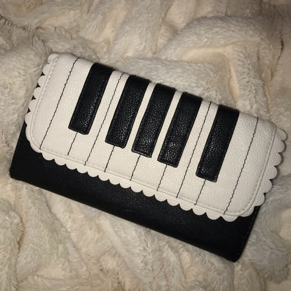 Betsey Johnson Piano Wallet / Clutch